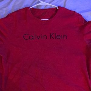 Red Calvin Klein t shirt